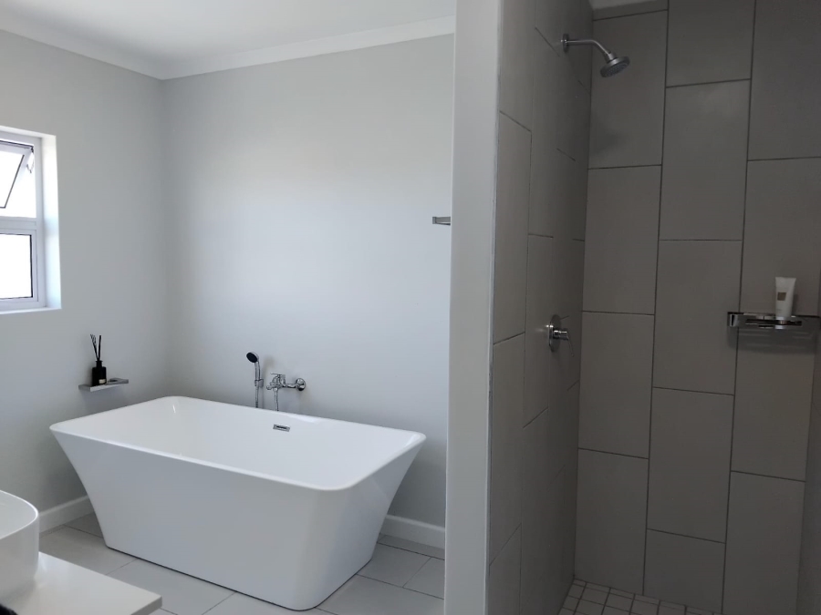 3 Bedroom Property for Sale in Country Club Western Cape